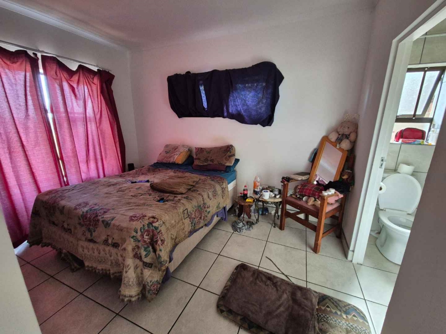 2 Bedroom Property for Sale in Dana Bay Western Cape